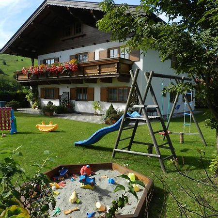Вилла Gaestehaus Glaagut - Familie Hain Хохфильцен Экстерьер фото