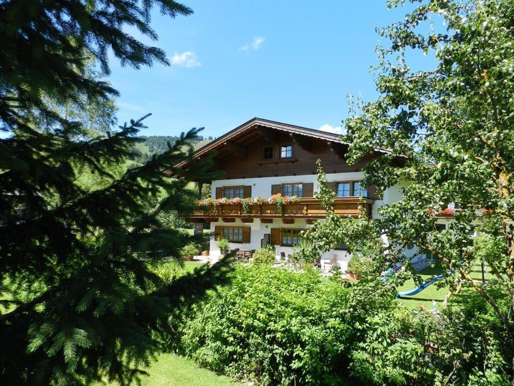 Вилла Gaestehaus Glaagut - Familie Hain Хохфильцен Экстерьер фото