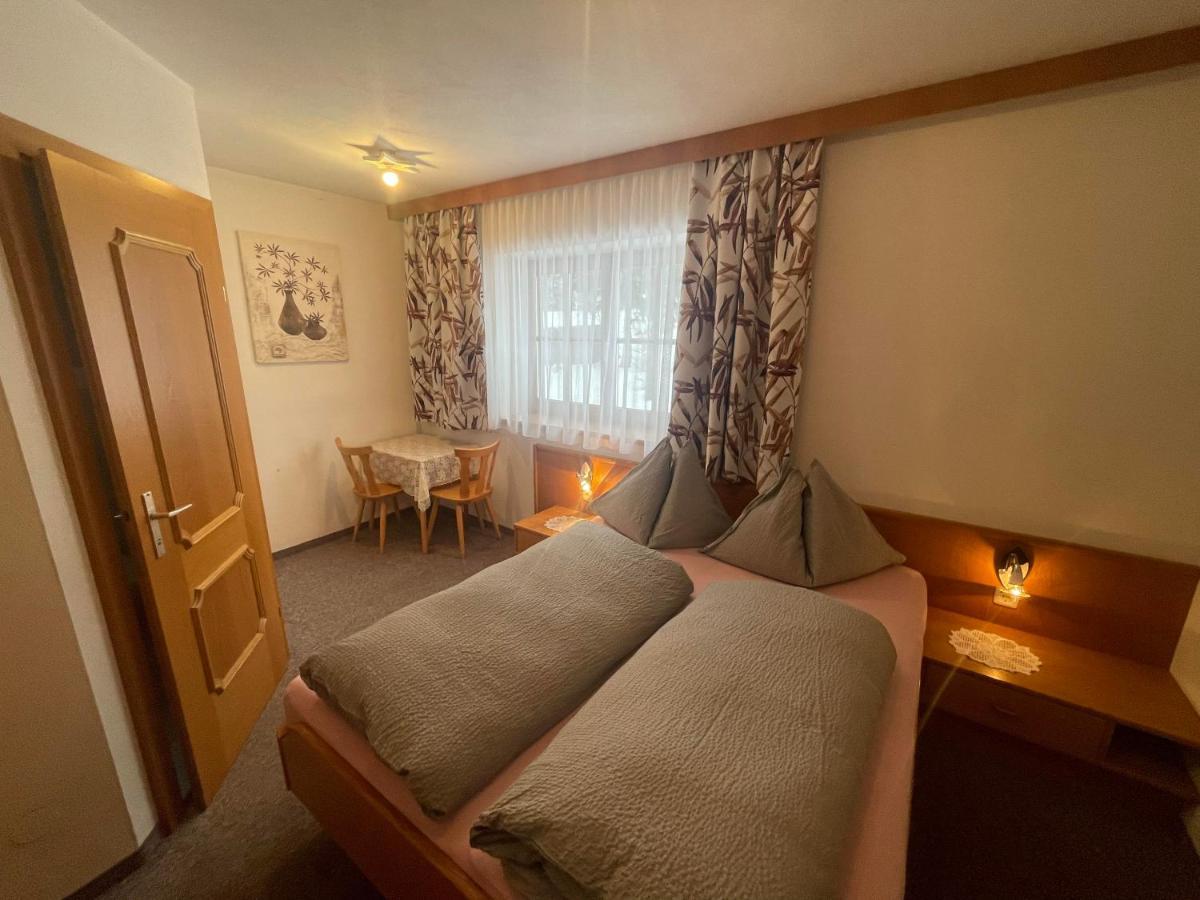 Вилла Gaestehaus Glaagut - Familie Hain Хохфильцен Экстерьер фото