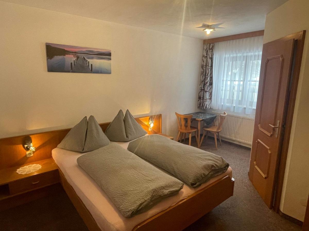 Вилла Gaestehaus Glaagut - Familie Hain Хохфильцен Экстерьер фото