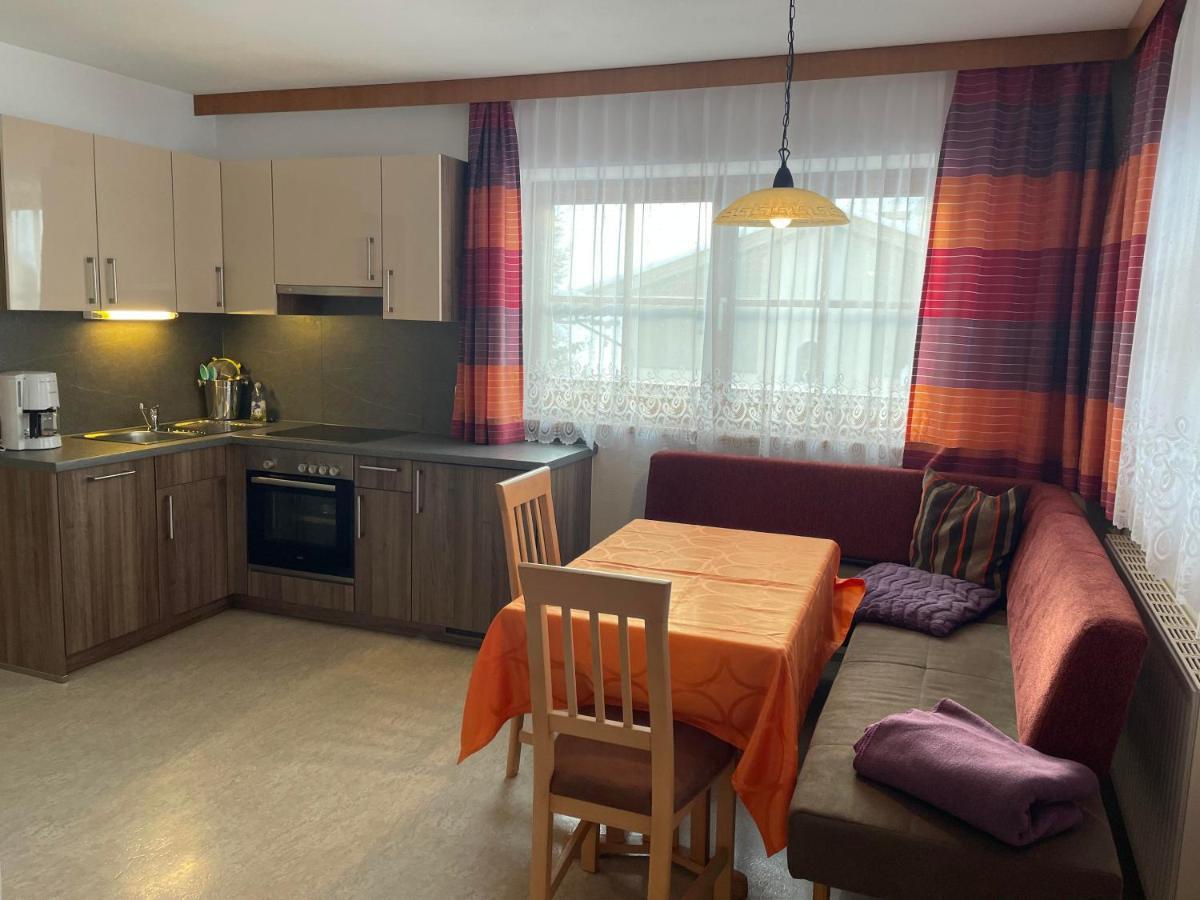 Вилла Gaestehaus Glaagut - Familie Hain Хохфильцен Экстерьер фото